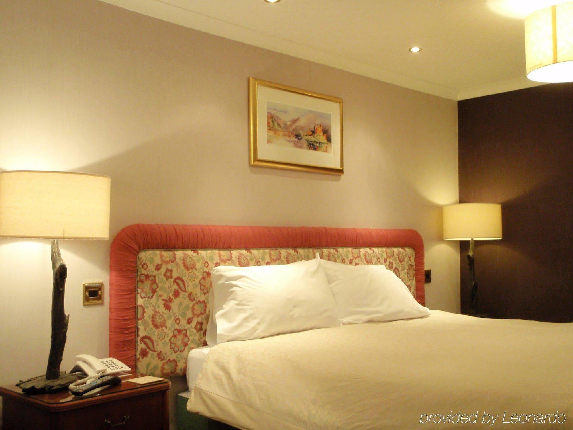 The Stronlossit Inn Fort William Eksteriør bilde
