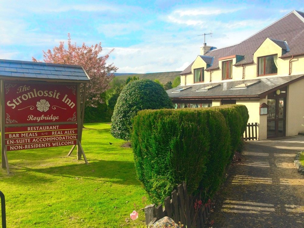 The Stronlossit Inn Fort William Eksteriør bilde